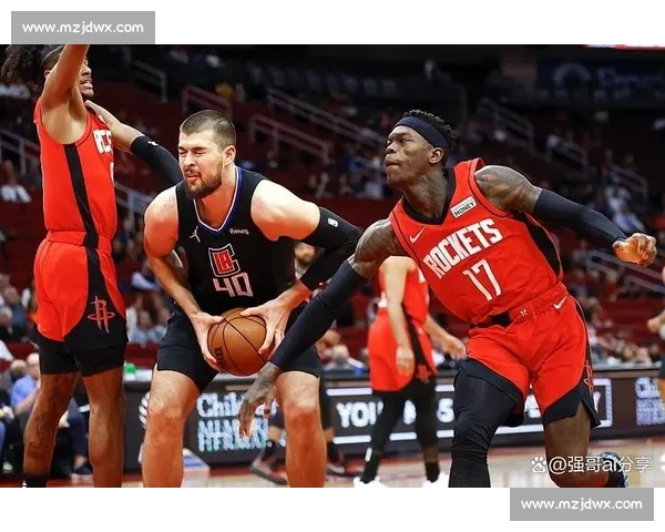 火箭对阵小牛季前赛焦点战年轻阵容碰撞检验成色新援表现与战术磨合观察